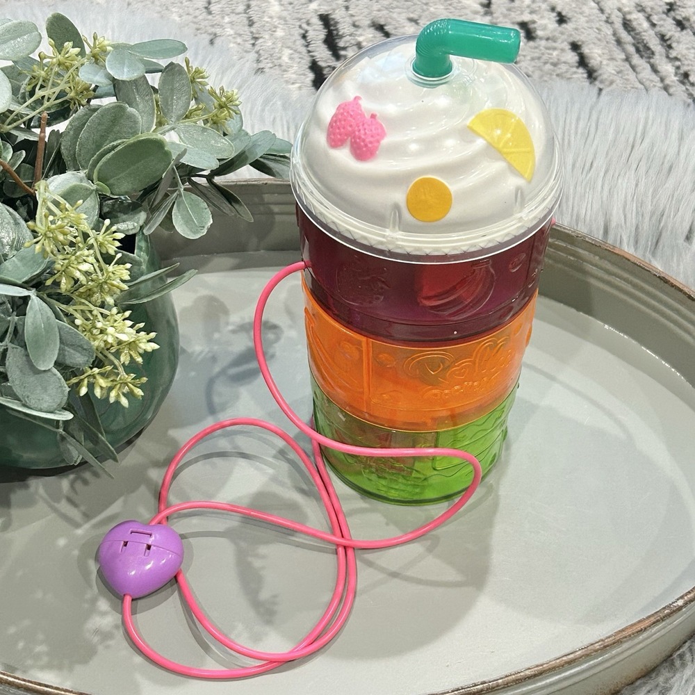 Mattel Polly Pocket Spin 'n Surprise Smoothie Cup Carry & Play Playset